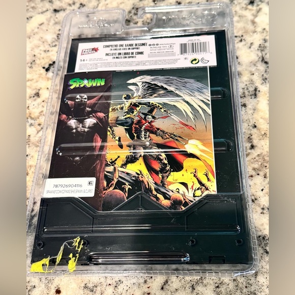 DC Comics Spawn She-Spawn Curse Action Figures - NEW with stand & comic book - Picture 2 of 4